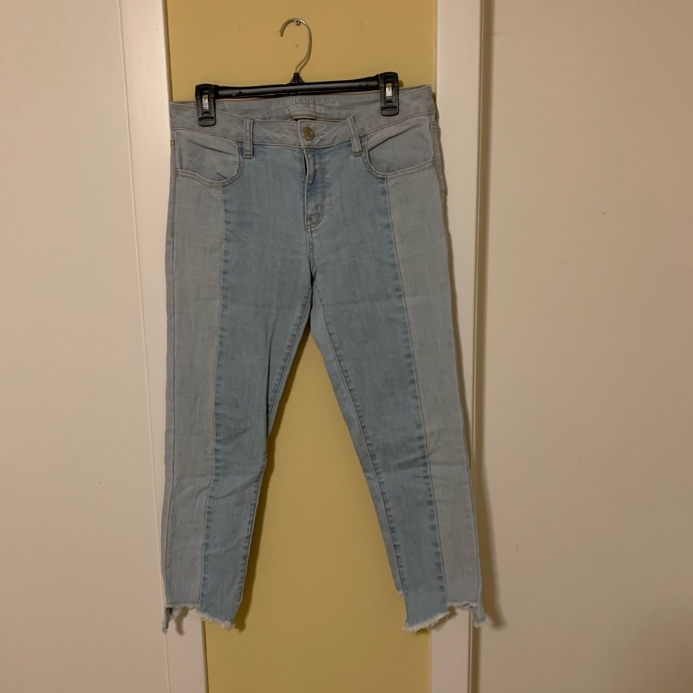 American Eagle light wash two tone jegging crop
